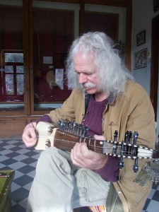 Ross DALY au Rabab d'Afghanistan